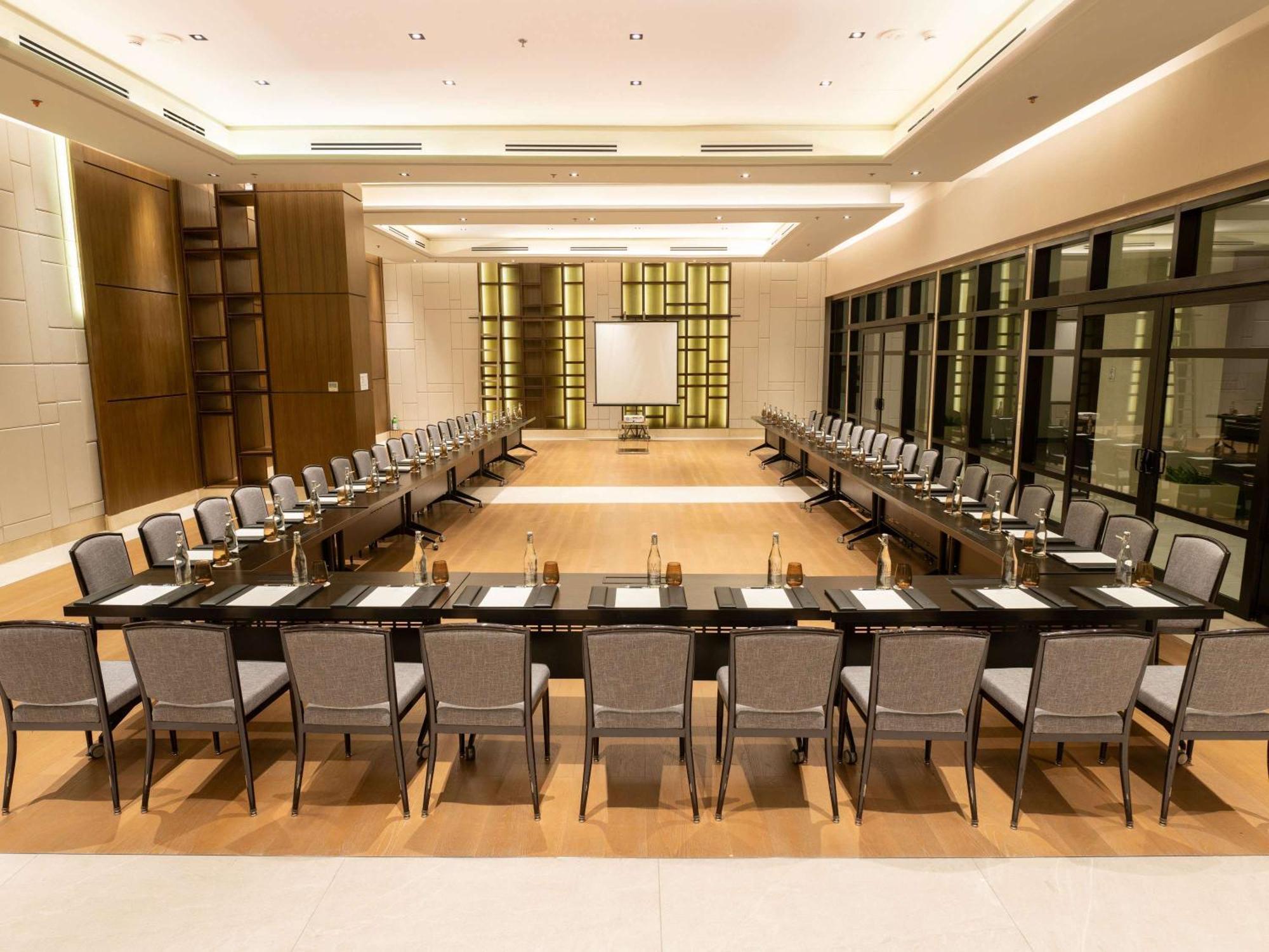 Admiral Hotel Manila - Mgallery Collection Экстерьер фото